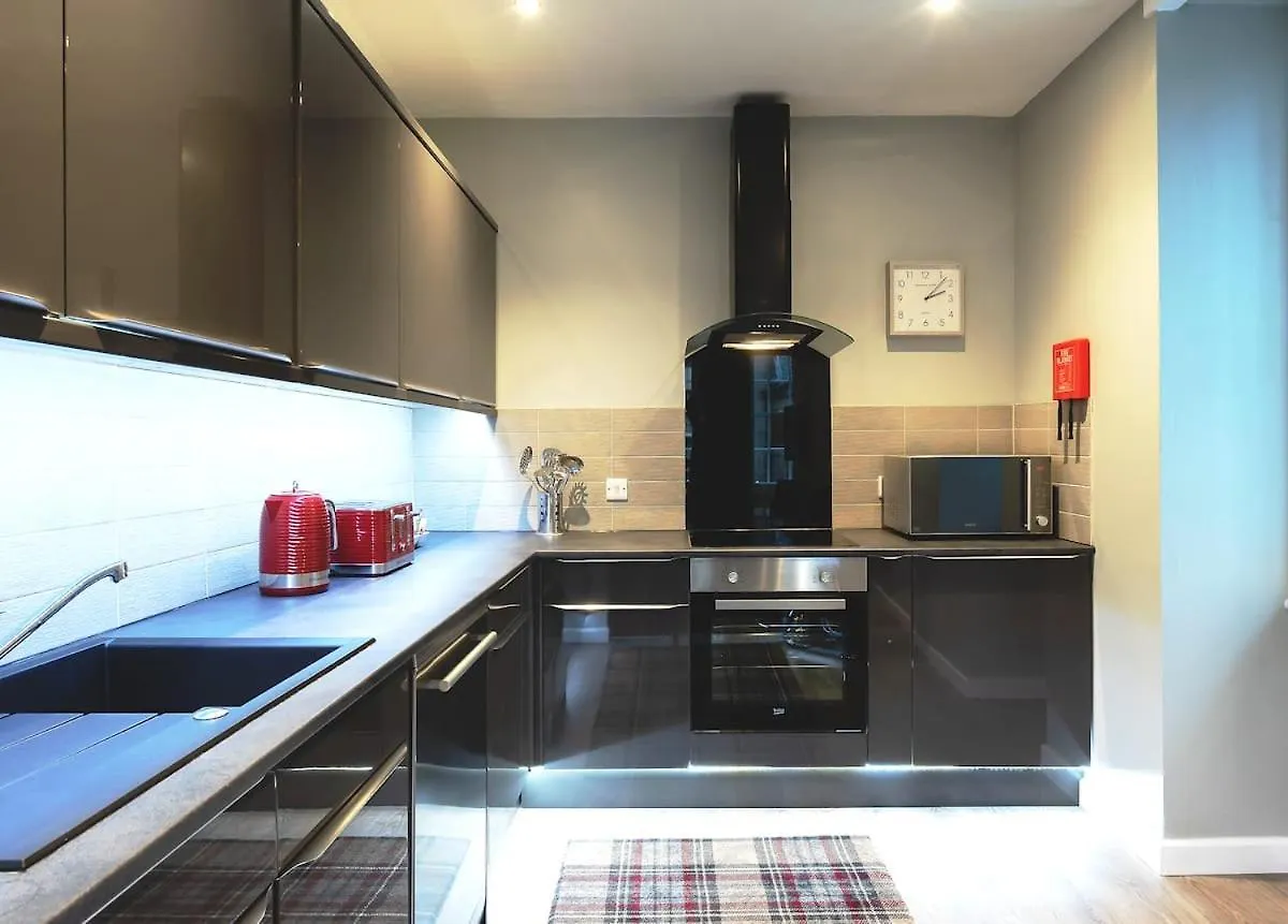 Fabulous Apartment On The Royal Mile Edinburgh